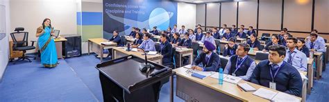 Explore Aviation Courses in India For Your Brighter Future.