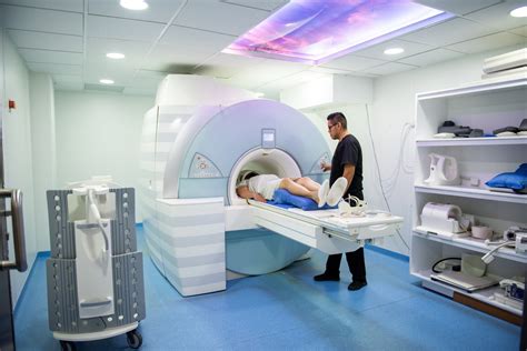 MRI Technologist Travel Jobs and Salary | AMN Healthcare