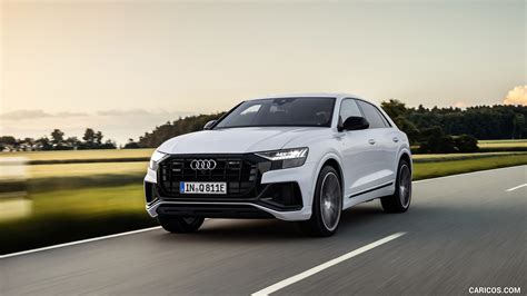 2021 Audi Q8 TFSI e Plug-In Hybrid (Color: Glacier White) - Front | Caricos