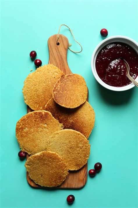Vegan Cornmeal Pancakes | Minimalist Baker Recipes