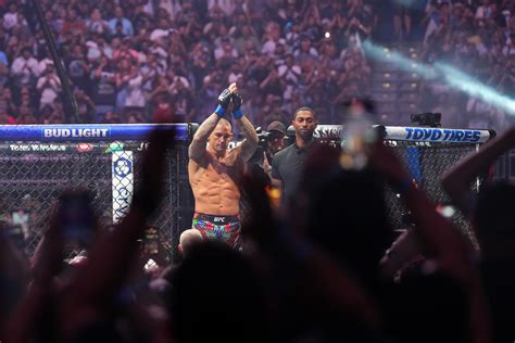 UFC 318 full card results: Max Holloway retains BMF Title in Dustin ...