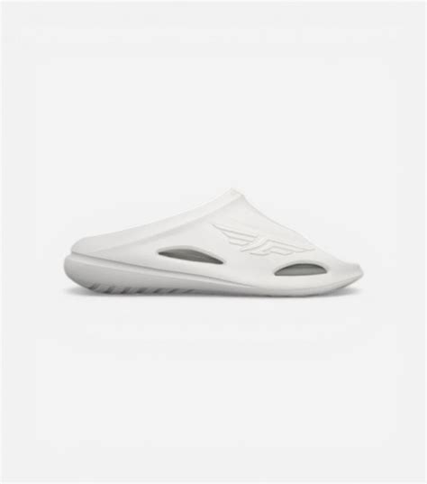 Men Sliders by Glitchez — MEGG