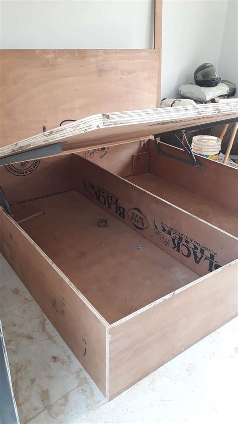 Furniture, Storage Designs by Contractor mantun Sharma, Gurugram | Kolo