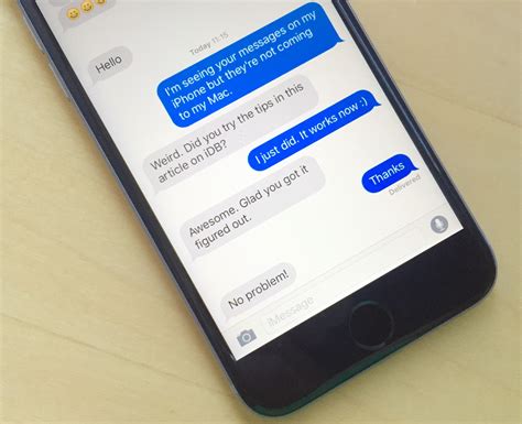 Group iMessages: how to chat in a group | iOS 11 Guide - TapSmart