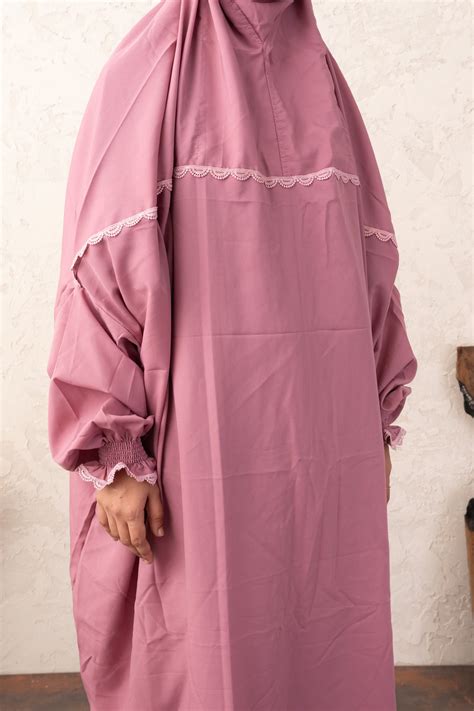 Islamic prayer dress – Awwal Waqt