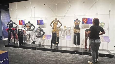 Museo de los Grammy nos muestra la otra cara de Shakira