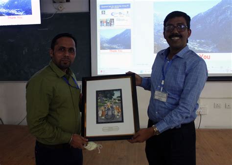 Ultrafast Spectroscopy and Optoelectronics Lab (USOL)