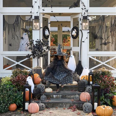 35 Best Indoor and Outdoor Halloween Decorations From Pottery Barn 2023 ...