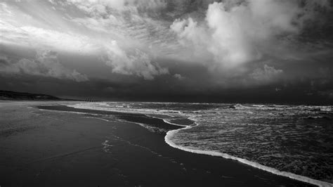 Download wallpaper 3840x2160 beach, sea, waves, clouds, black and white ...
