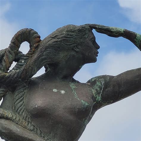 MONUMENTO AOS DESCOBRIMENTOS PORTUGUESES - All You Need to Know BEFORE ...
