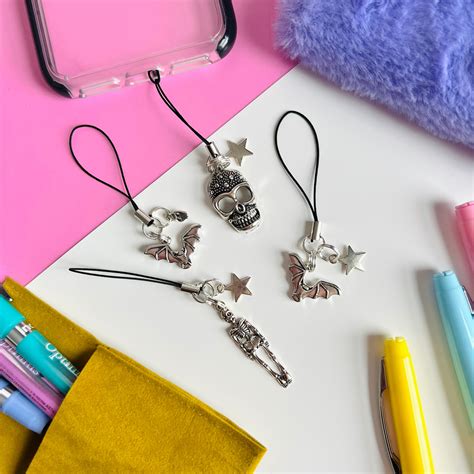 Cellphone Charm GOTH GIRL CUTE Skull, Skeleton and Bat Charms for Phone ...