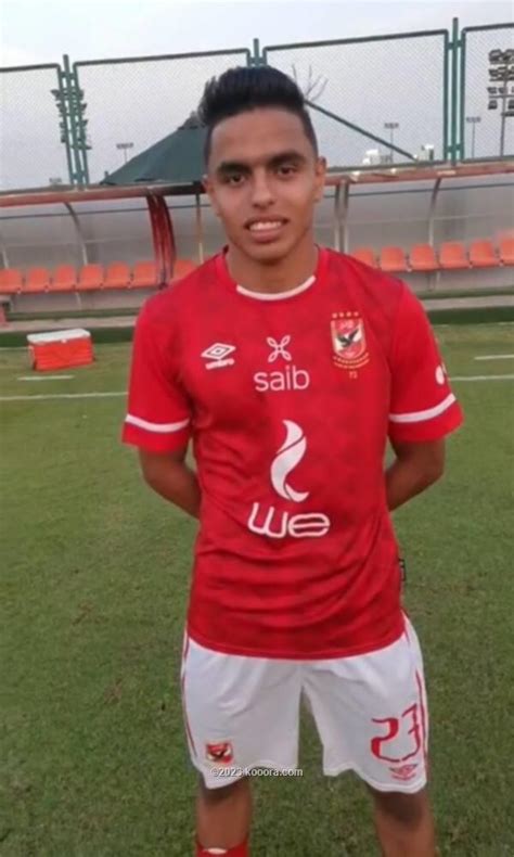 الدبيس يضع بصمته الأولى مع الأهلي