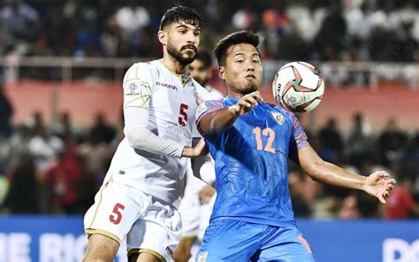 Jeje Lalpekhlua conveys ‘big salute to medical staff’