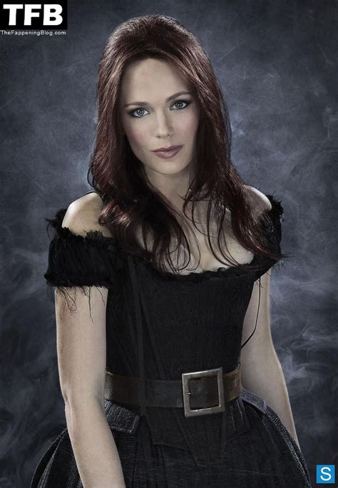 Katia Winter Nude & Sexy Collection (21 Photos) | #TheFappening