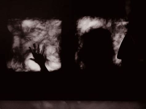 Alien Encounters 的图像结果