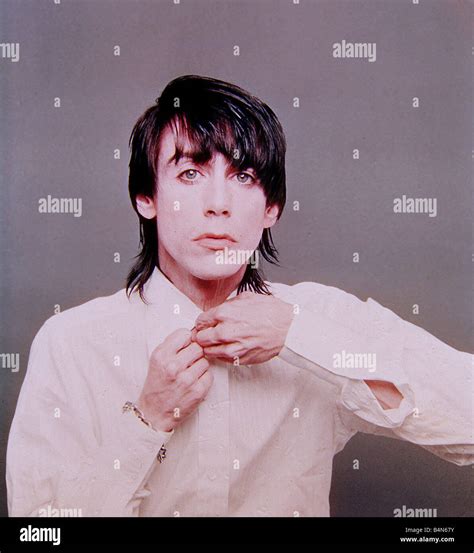 Iggy pop 1970s hi-res stock photography and images - Alamy