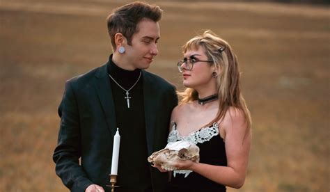 Dani Ormond and Dylan Snow's Wedding Website