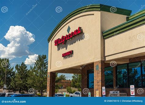 FLAGSTAFF, AZ -SEPTEMBER 2, 2022: Walgreens Retail Location in ...