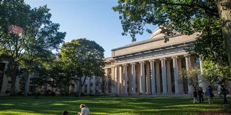 麻省理工学院---世界最好的理工学院 | 美国续航教育
