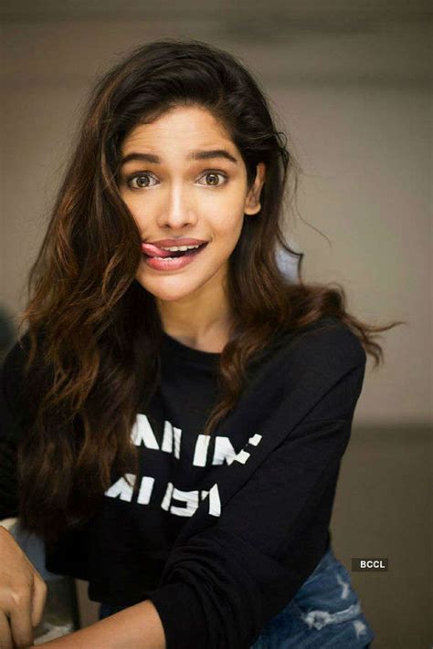 Vartika Singh goes candid in her recent photoshoot