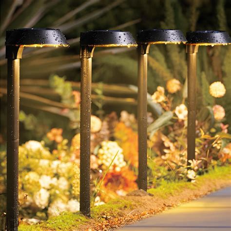 ILANCK 10 Pack Solar Pathway Lights Outdoor Waterproof, Dusk to Dawn ...