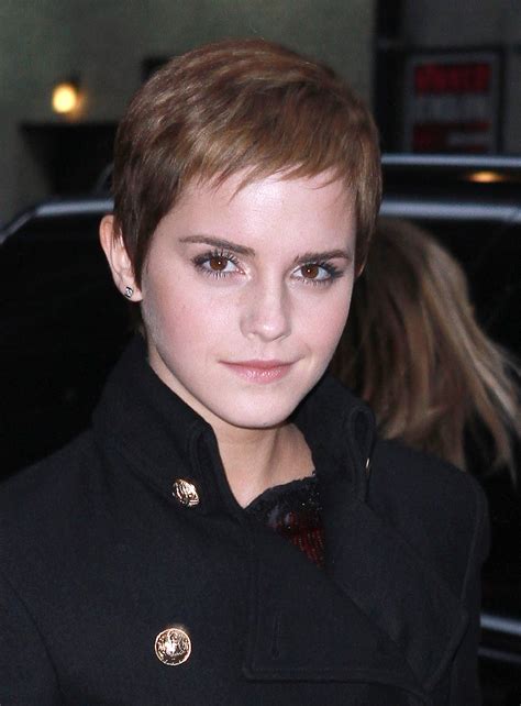 Emma Watson Short Hair , 25 Beautiful Short Pixie Haircuts For 2024 – DJZL