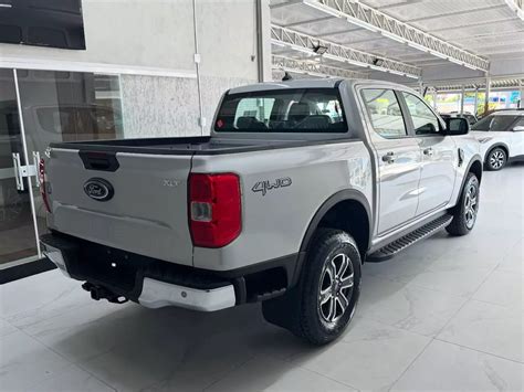 Ford Ranger em Ascensão: Por Que a Nova Versão Já Tira o Sono da Hilux?