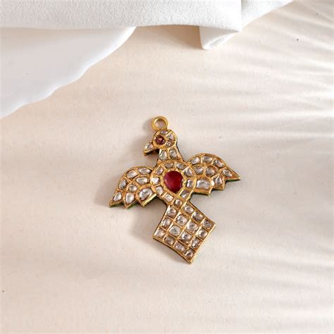 Aqaab Polki Pendant|22k Polki Jadau Pendant|22k Handmade Gold Pendant
