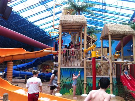 Sahara Sam’s Oasis Indoor and Outdoor Water Park {Review and Giveaway}