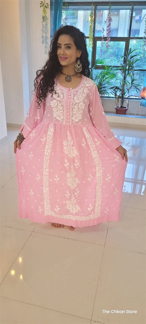 Subnir Gowns – The Chikan Store