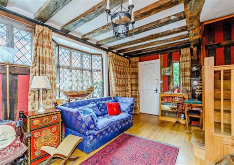 9 Magical 'Harry Potter'-Themed Airbnbs Around The World