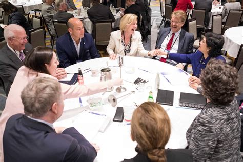 Building Committee 的图像结果