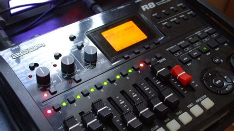 Zoom R8 Effects 的图像结果