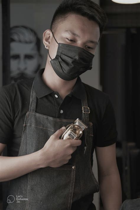 How to oil hair clippers - Everything you need to know