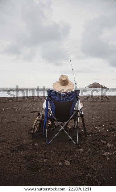 Man Back View 的图像结果