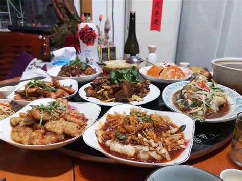 桂林有哪些比较好吃的美食，地址在哪里？ _桂林美食店推荐_桂林国旅官网推荐