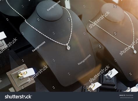 Gold Jewelry Shop 的图像结果