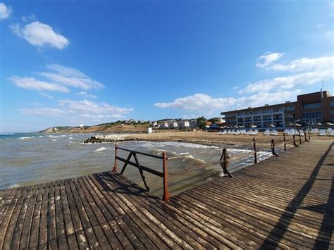HARB-IS OTEL VE SOSYAL TESISLERI (Cinarcik) - Hotel Reviews & Photos ...