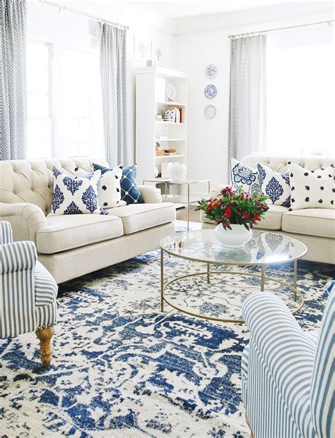 A Blue and White Living Room With Extra Sparkle - Thistlewood Farm ...