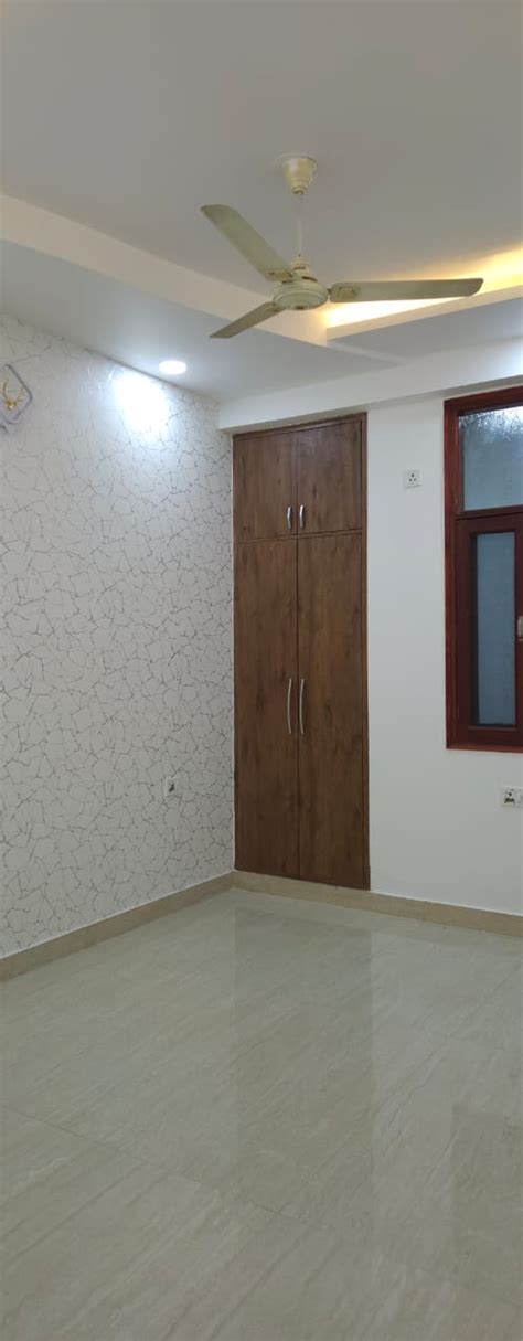 Rental 1.5 Bedroom 400 Sq.Ft. Builder Floor in New Ashok Nagar Delhi ...