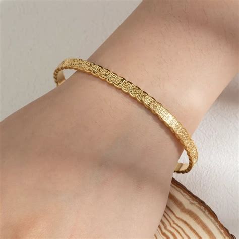 Ayatul Kursi Cuff Islamic Bracelet for Women– peoplejewl