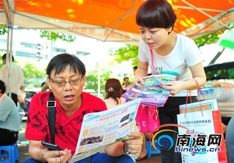 留学旅游应有尽有 海口陪考家长遭商家广告围攻-新闻中心-南海网