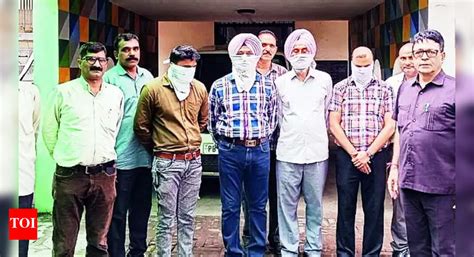 2 Revenue Officials Seek Bribe To Release Compensation, Held | Ludhiana ...