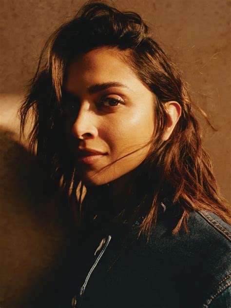 How to shape your eyebrows, according to your face shape | Vogue India