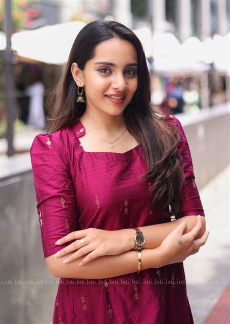 Roswyn Ray Top & Pant Set – Inti Fashions