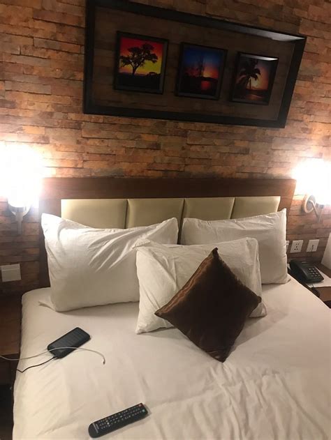 AFRICA HOTEL SHIRE - Hotel Reviews & Photos - Tripadvisor