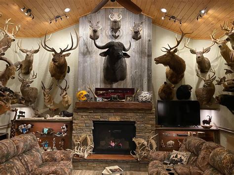 Pin by Craig on Hunting room | Hunting room design, Hunting room ...