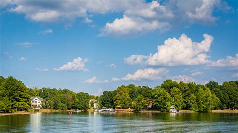 Lake Norman – Lake Review | Condé Nast Traveler