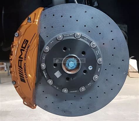 Carbon-Ceramic Brakes on Mercedes-Benz GLC63 AMG W253