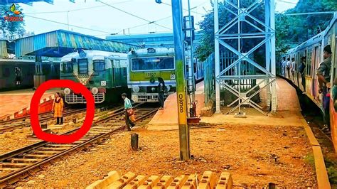 Sealdah Station 的图像结果